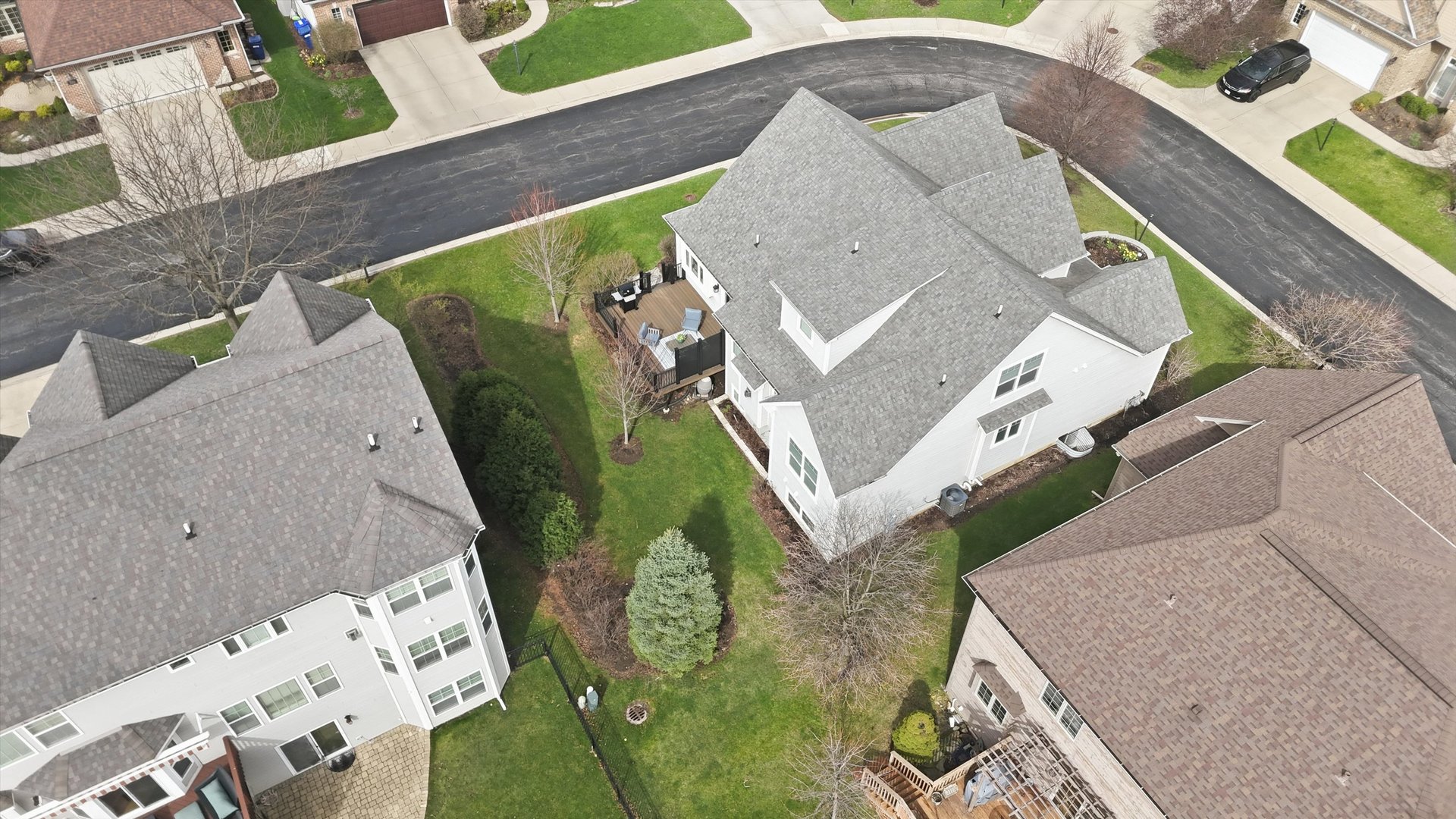 2061 Windham Circle Wheaton, IL 60187 - Photo 28 of 35 an aerial view of a house