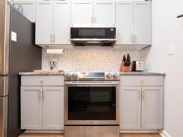 $3,000 | 500 Bucksley Lane, Unit 107, Daniel Island, SC 29492