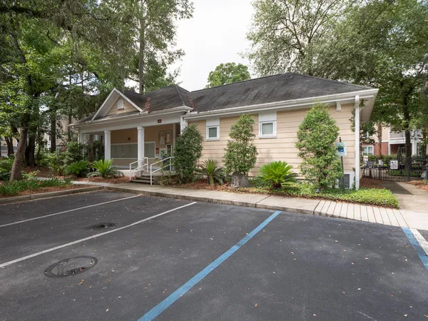 $3,000 | 500 Bucksley Lane, Unit 107, Daniel Island, SC 29492