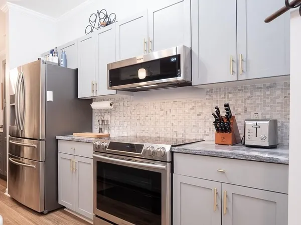 $3,000 | 500 Bucksley Lane, Unit 107, Daniel Island, SC 29492