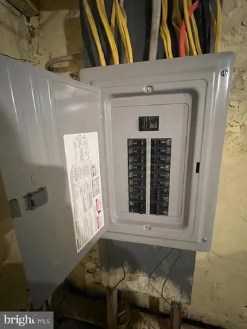 $1,800 | 710 Main Street, Darby, PA 19023