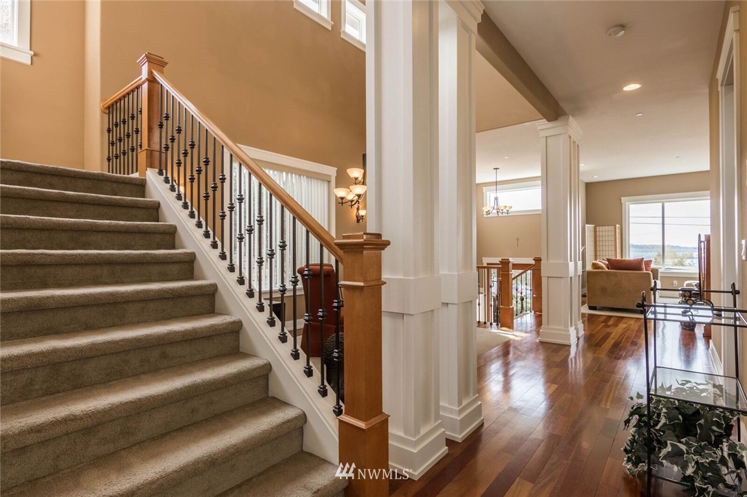 712 North 29th Street Renton, WA 98056 - Photo 13 of 25