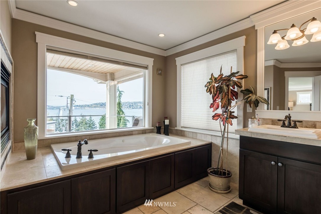 712 North 29th Street Renton, WA 98056 - Photo 18 of 25
