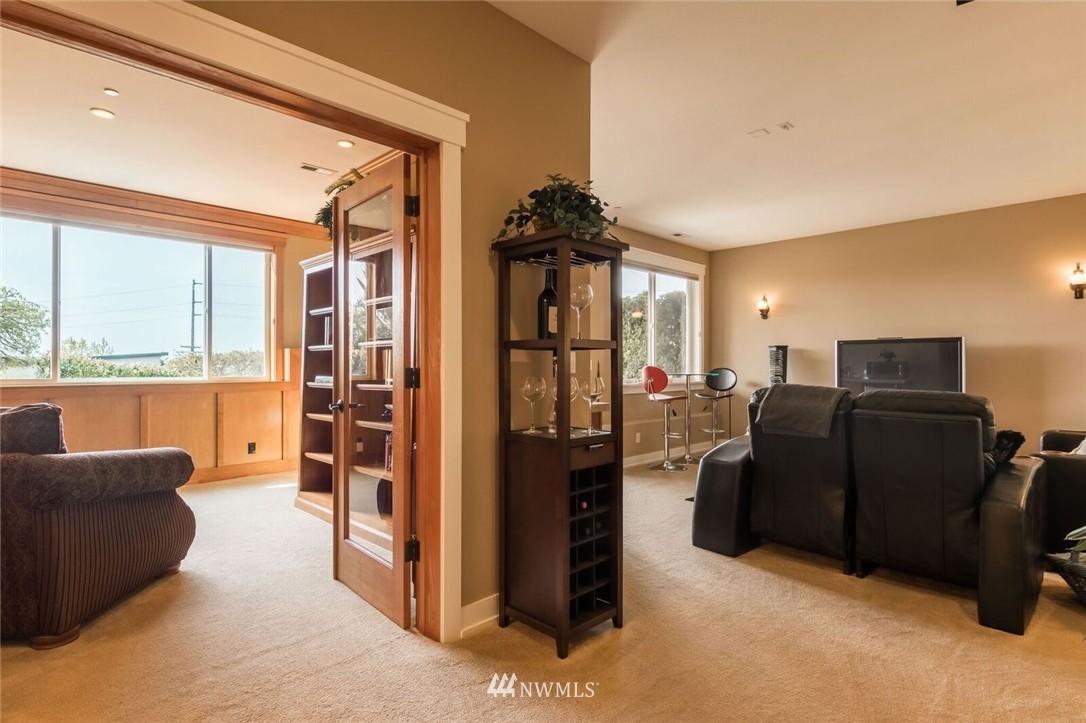 712 North 29th Street Renton, WA 98056 - Photo 21 of 25
