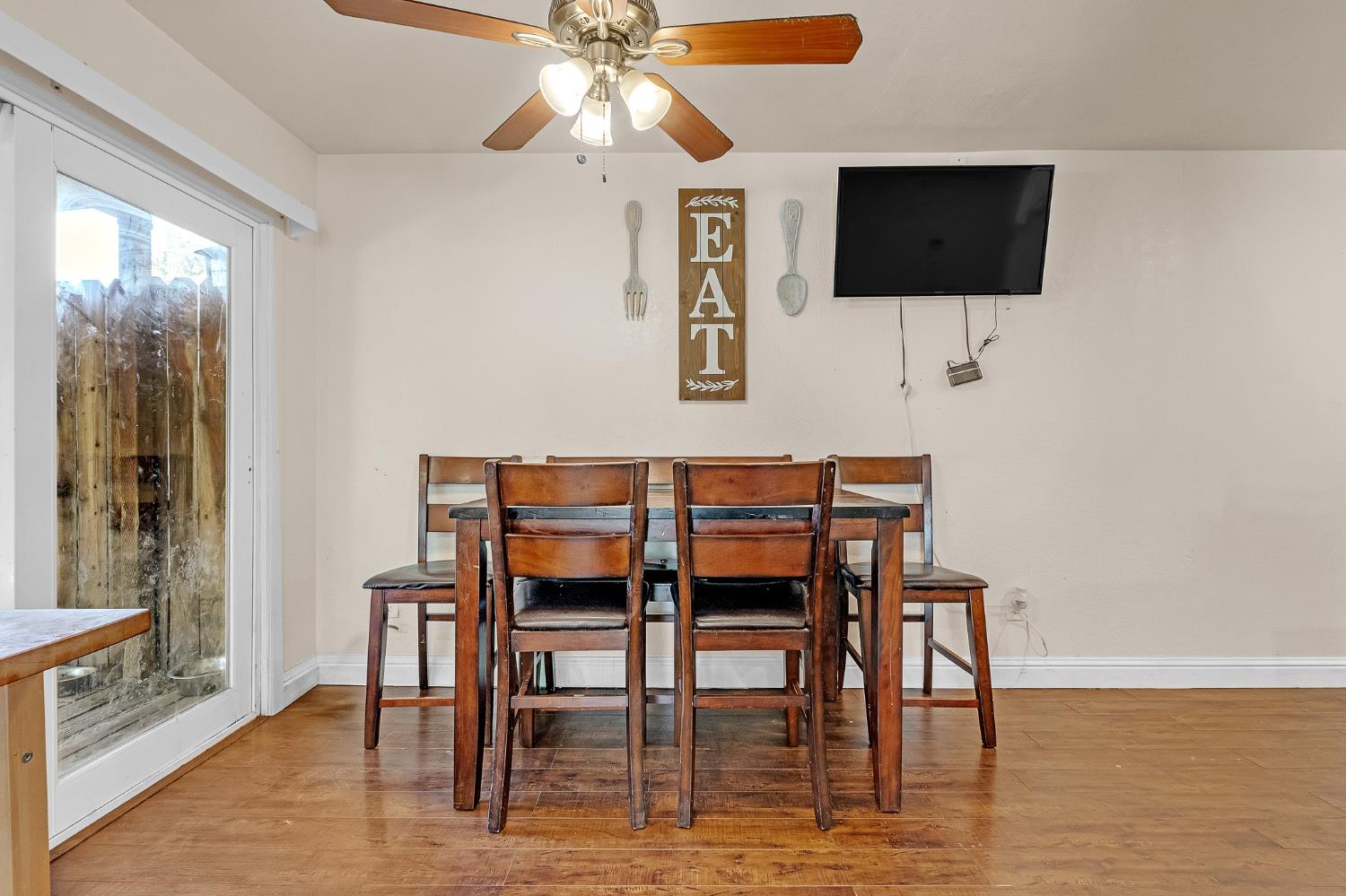 6260 Calvine Road Sacramento, CA 95823 - Photo 13 of 38 Gallery Image 13