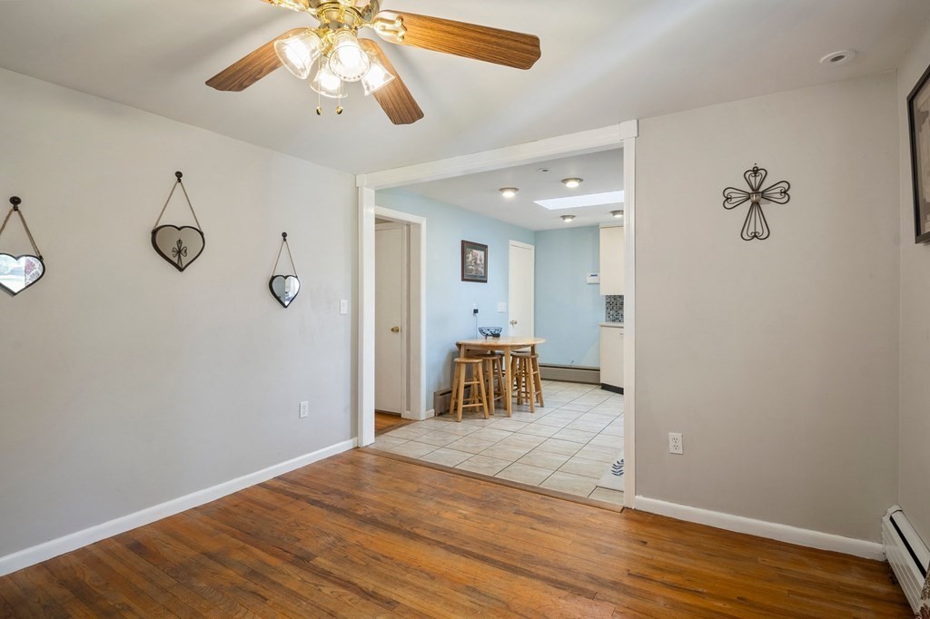 65 Glenvale Street Springfield, MA 01119 - Photo 14 of 39