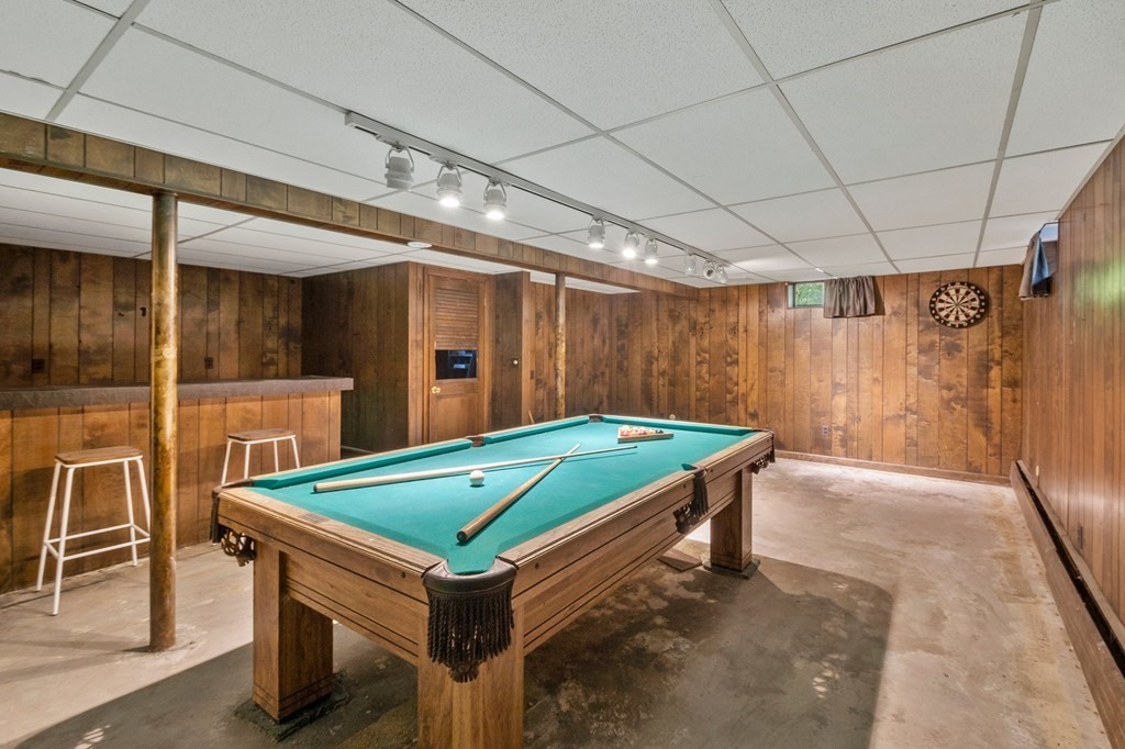 65 Glenvale Street Springfield, MA 01119 - Photo 17 of 39