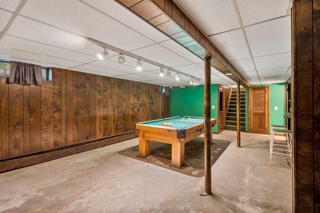 65 Glenvale Street Springfield, MA 01119 - Photo 19 of 39