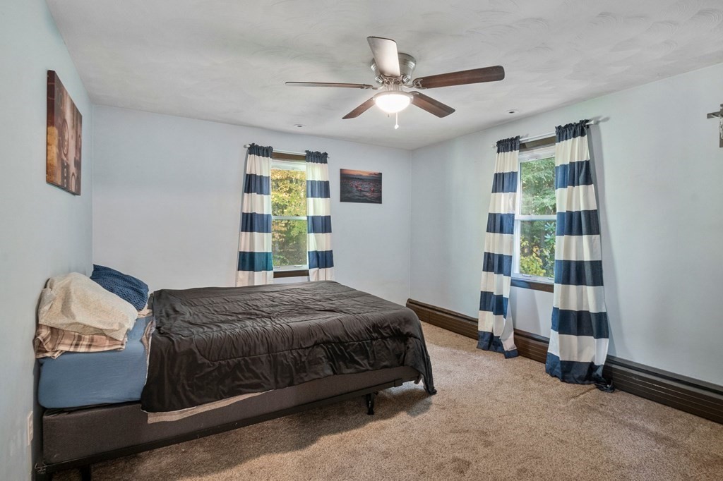 65 Glenvale Street Springfield, MA 01119 - Photo 24 of 39