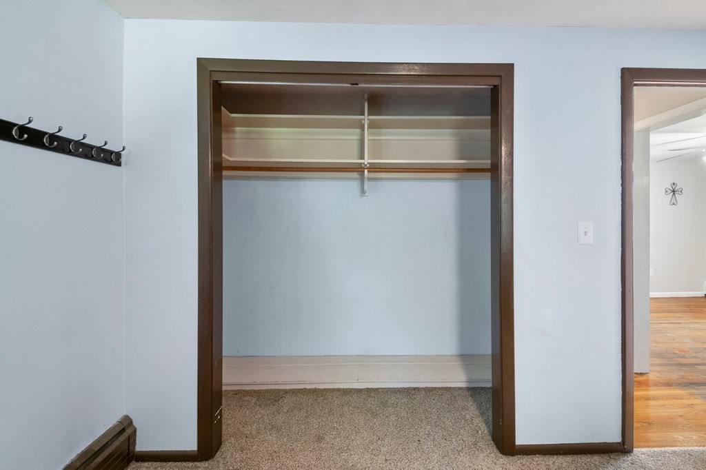 65 Glenvale Street Springfield, MA 01119 - Photo 27 of 39