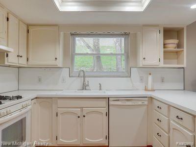 1100 West Avon Road Rochester Hills, MI 48309 - Photo 11 of 26
