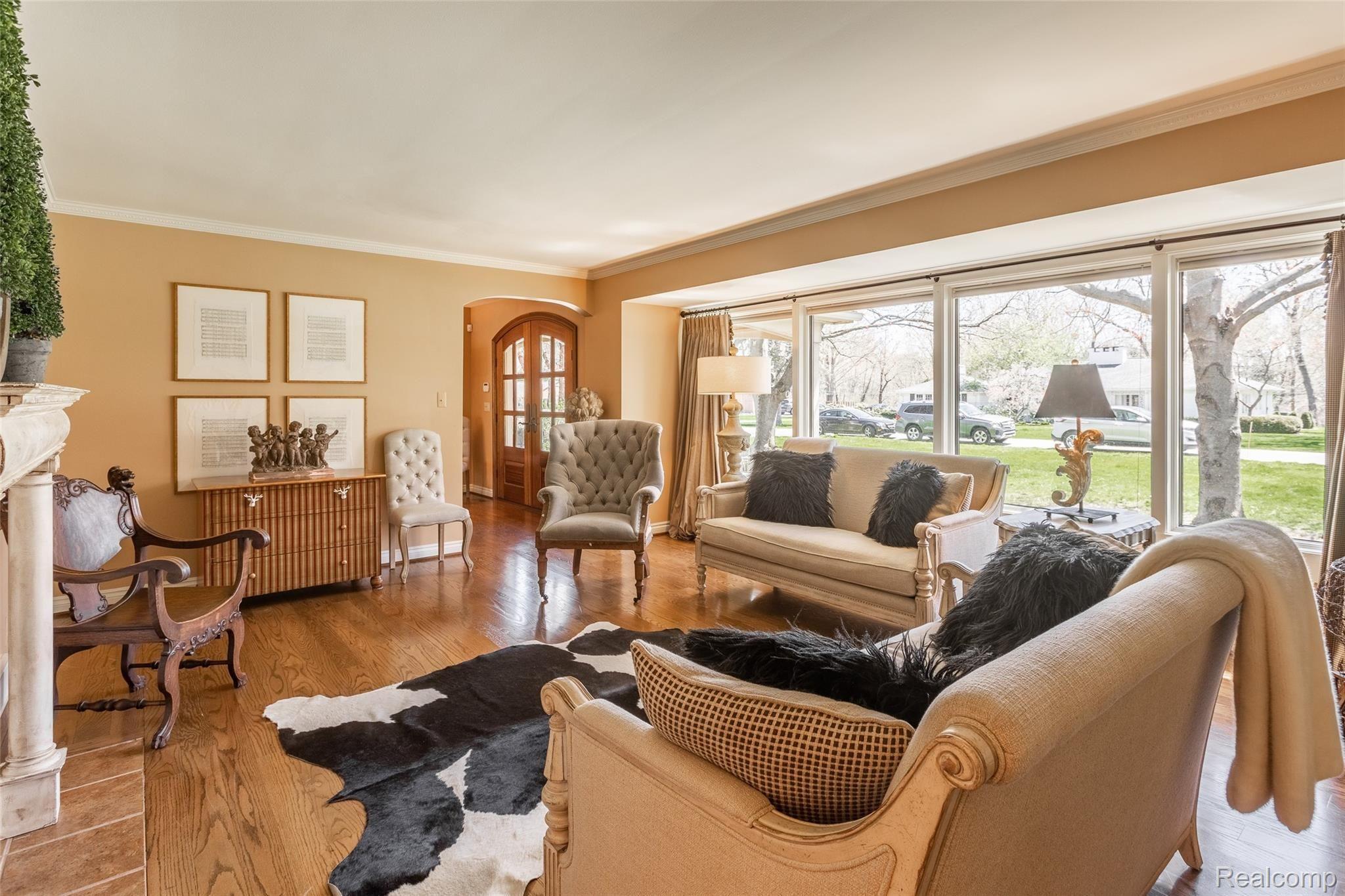 4180 Valley Forge Road Bloomfield Hills, MI 48301 - Photo 16 of 48 244A5995-HDR.jpg