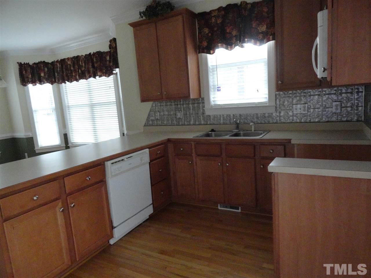 102 Sandstone Road Henderson, NC 27537 - Photo 12 of 25 Gallery Image 12