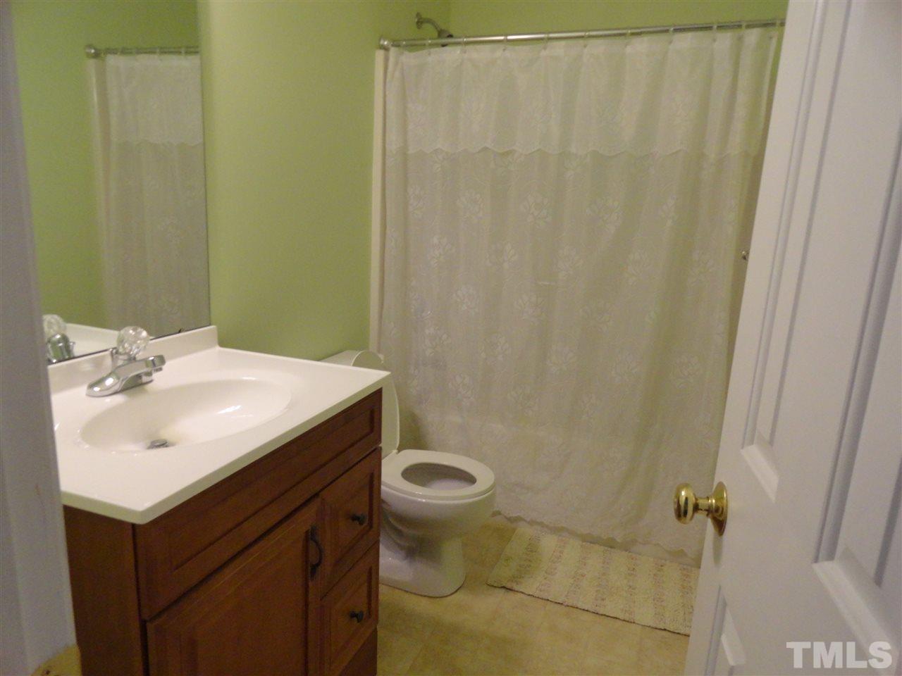 102 Sandstone Road Henderson, NC 27537 - Photo 21 of 25 Gallery Image 21