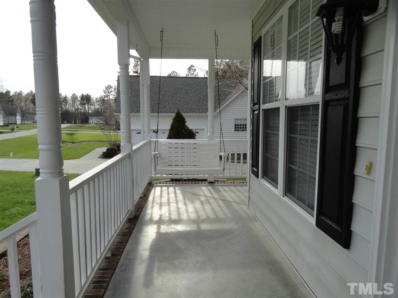 102 Sandstone Road Henderson, NC 27537 - Photo 4 of 25 Gallery Image 4