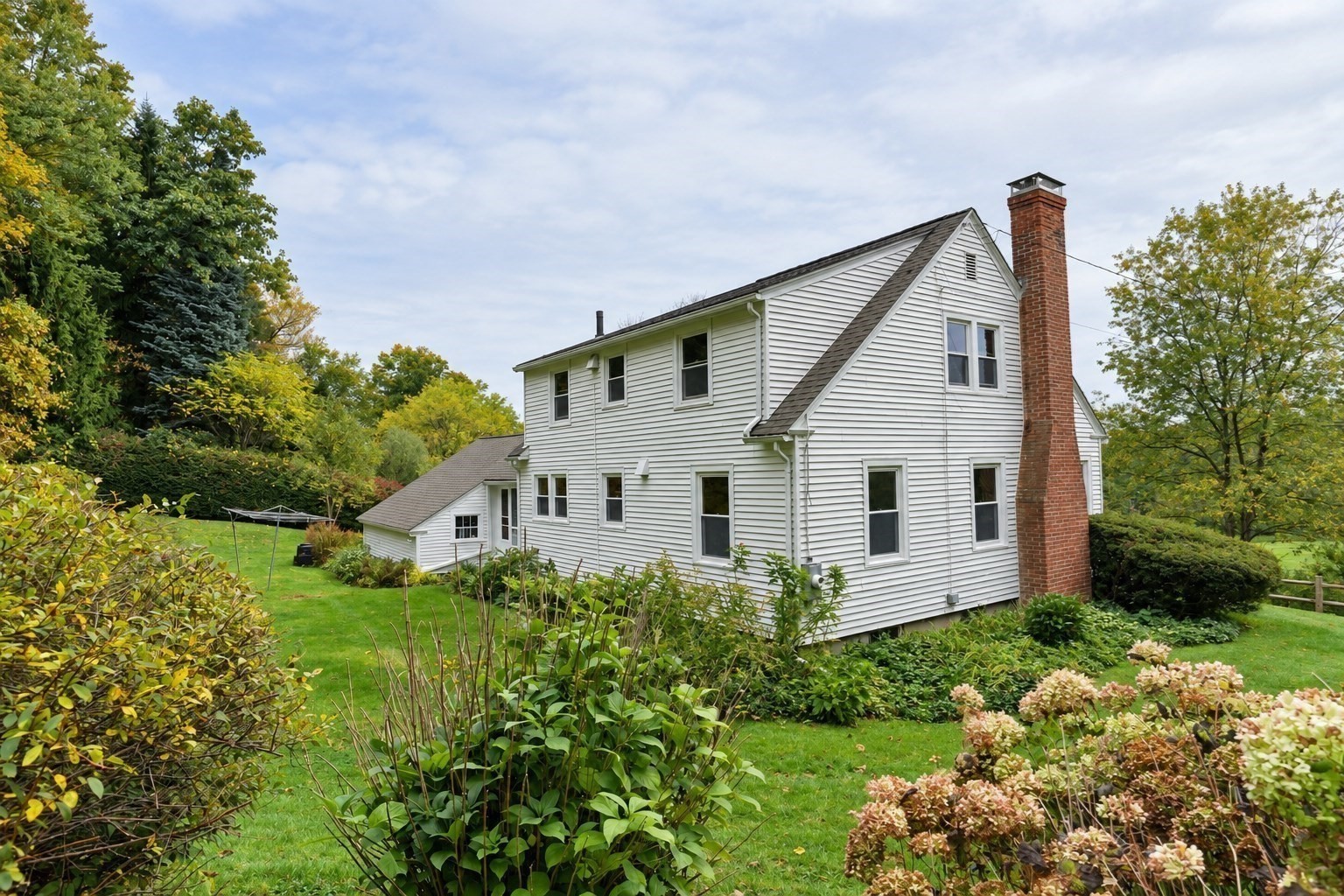 390 Leyden Road Greenfield, MA 01301 - Photo 2 of 26 Gallery Image 2
