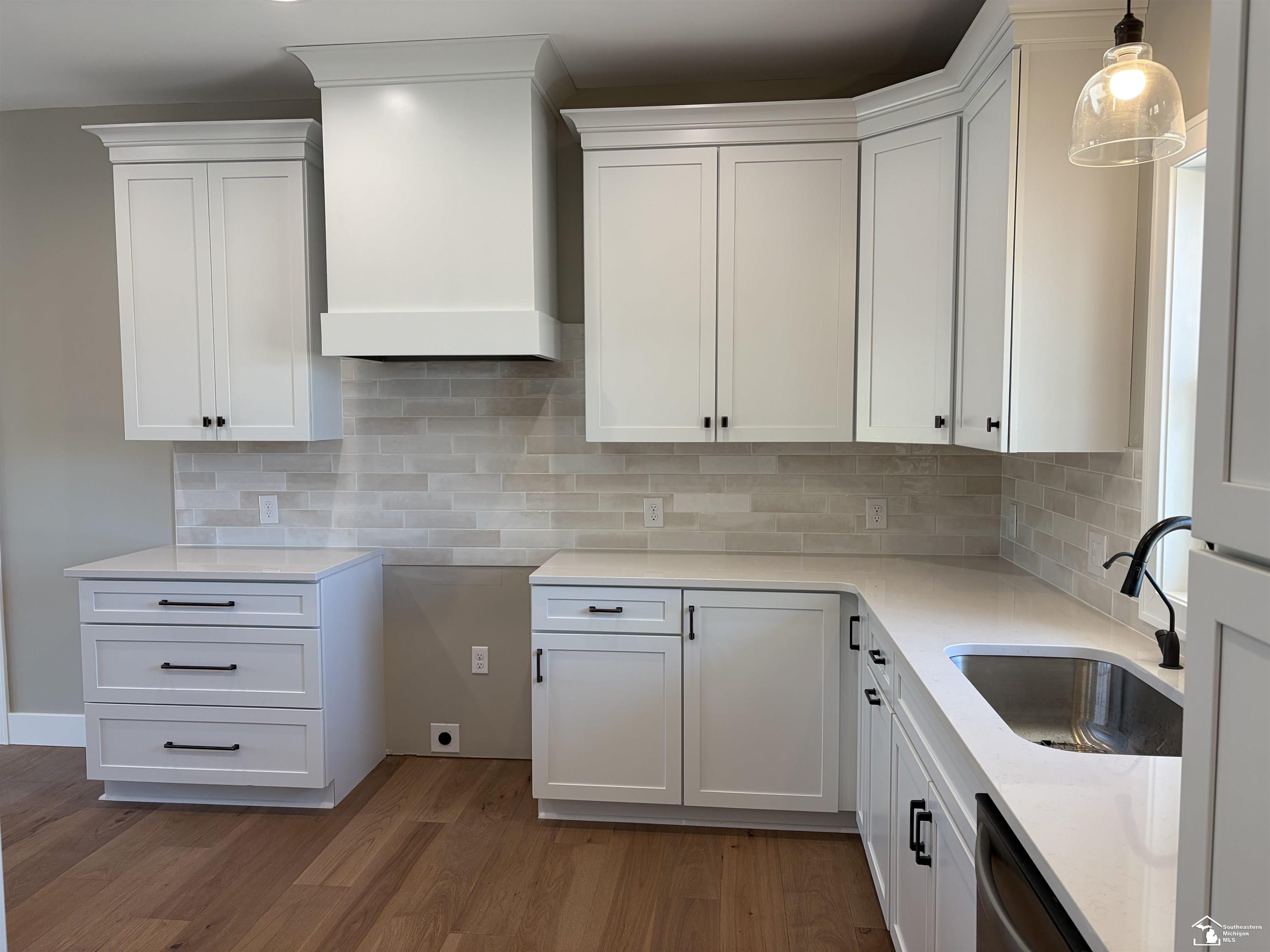 8551 Grafton Road Newport, MI 48166 - Photo 9 of 22