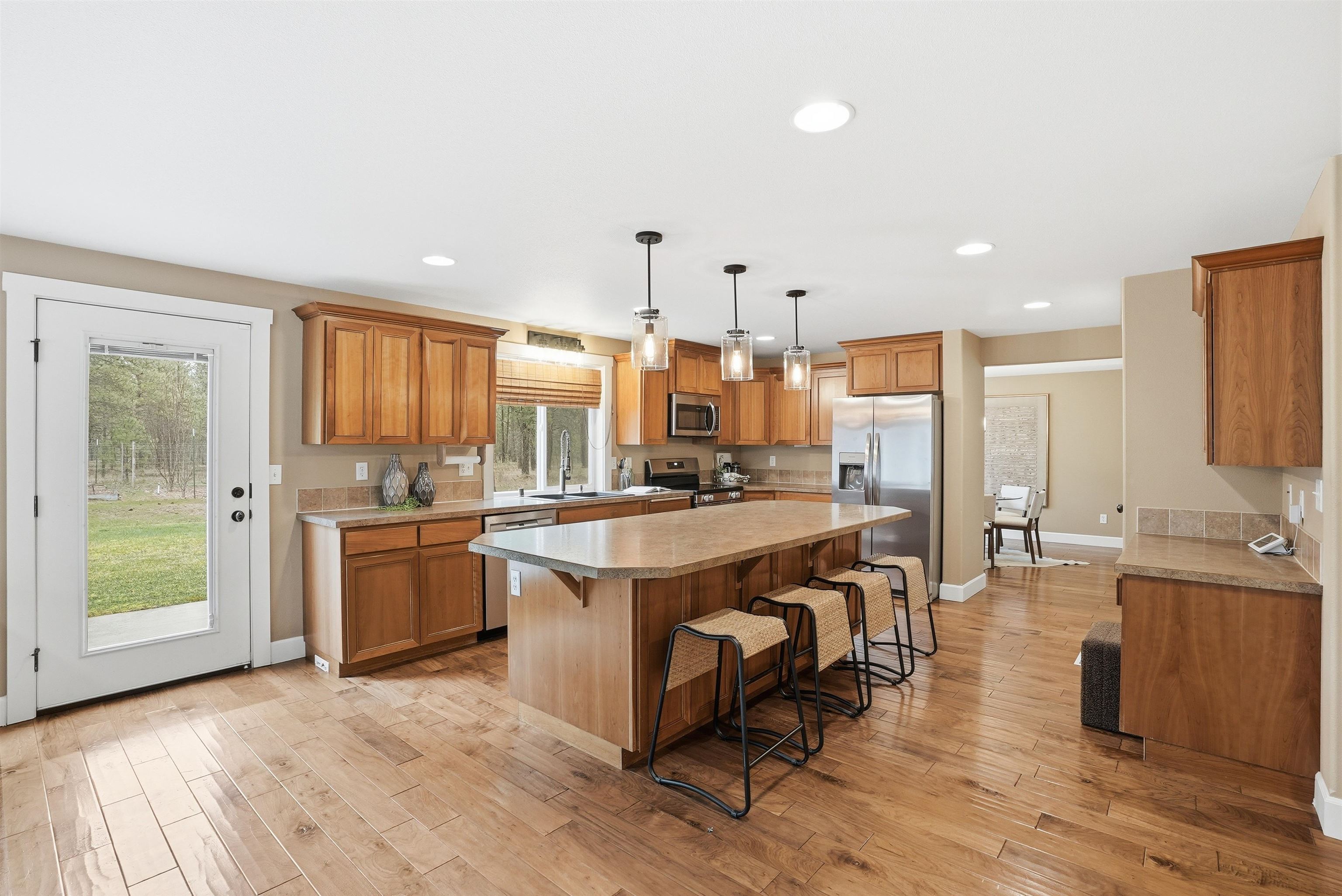 8011 South Spotted Road Cheney, WA 99004 - Photo 11 of 44