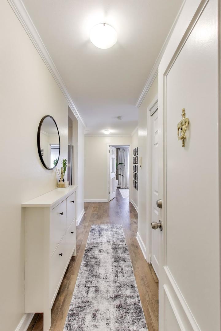 2303 South Goebbert Road, Unit A109 Arlington Heights, IL 60005 - Photo 4 of 40 Gallery Image 4
