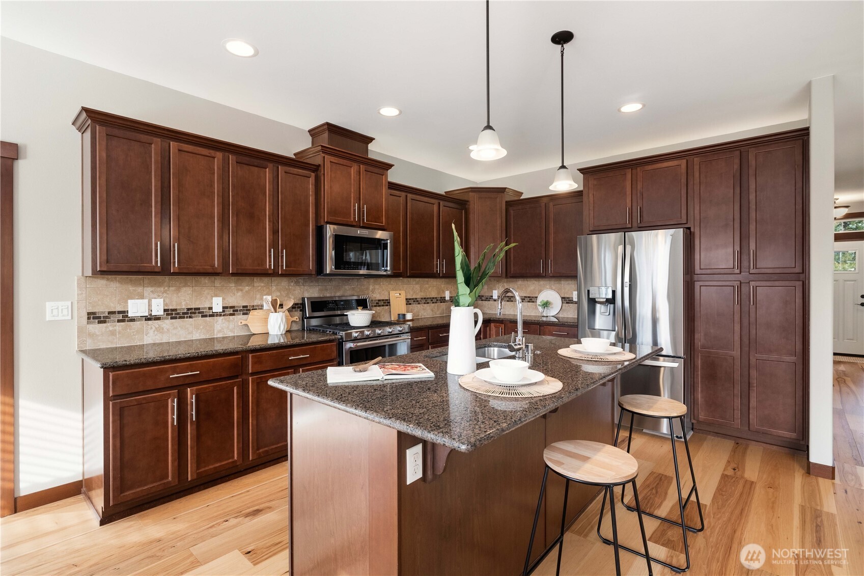 23873 Southeast 286th Place Maple Valley, WA 98038 - Photo 12 of 40