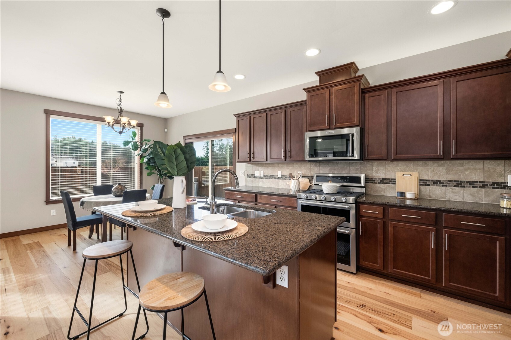 23873 Southeast 286th Place Maple Valley, WA 98038 - Photo 14 of 40