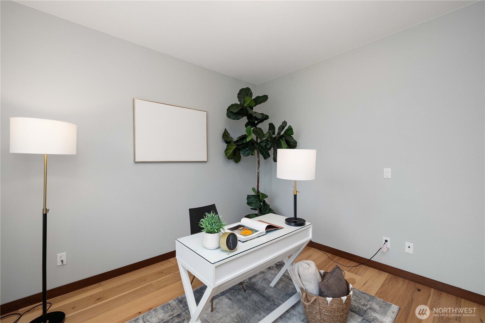 23873 Southeast 286th Place Maple Valley, WA 98038 - Photo 5 of 40