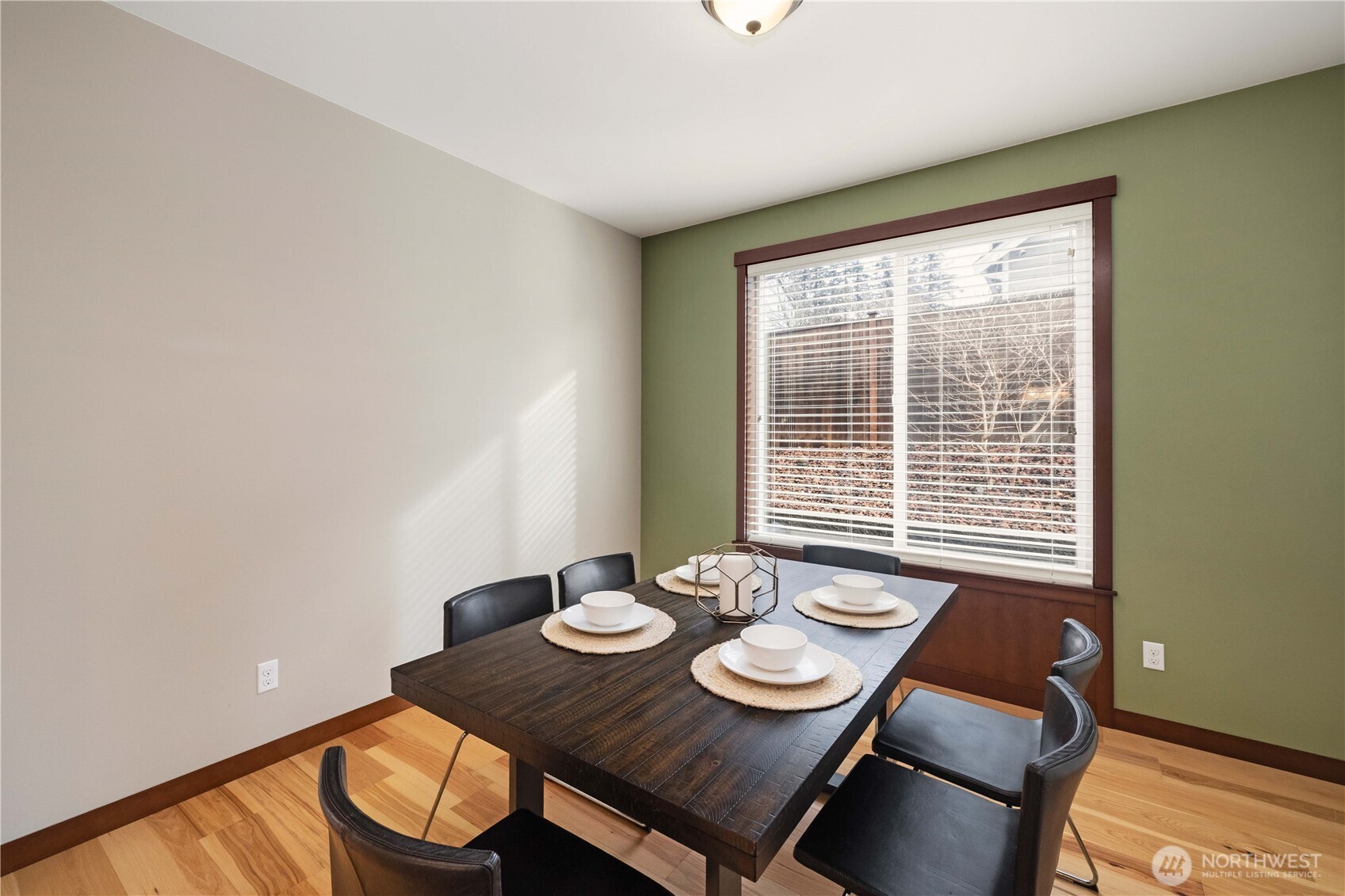 23873 Southeast 286th Place Maple Valley, WA 98038 - Photo 7 of 40