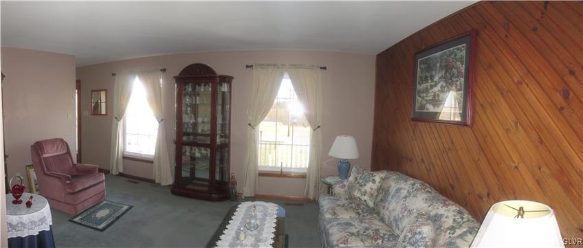 1022 Winter Mountain Road Andreas, PA 18211 - Photo 11 of 25 Family Room