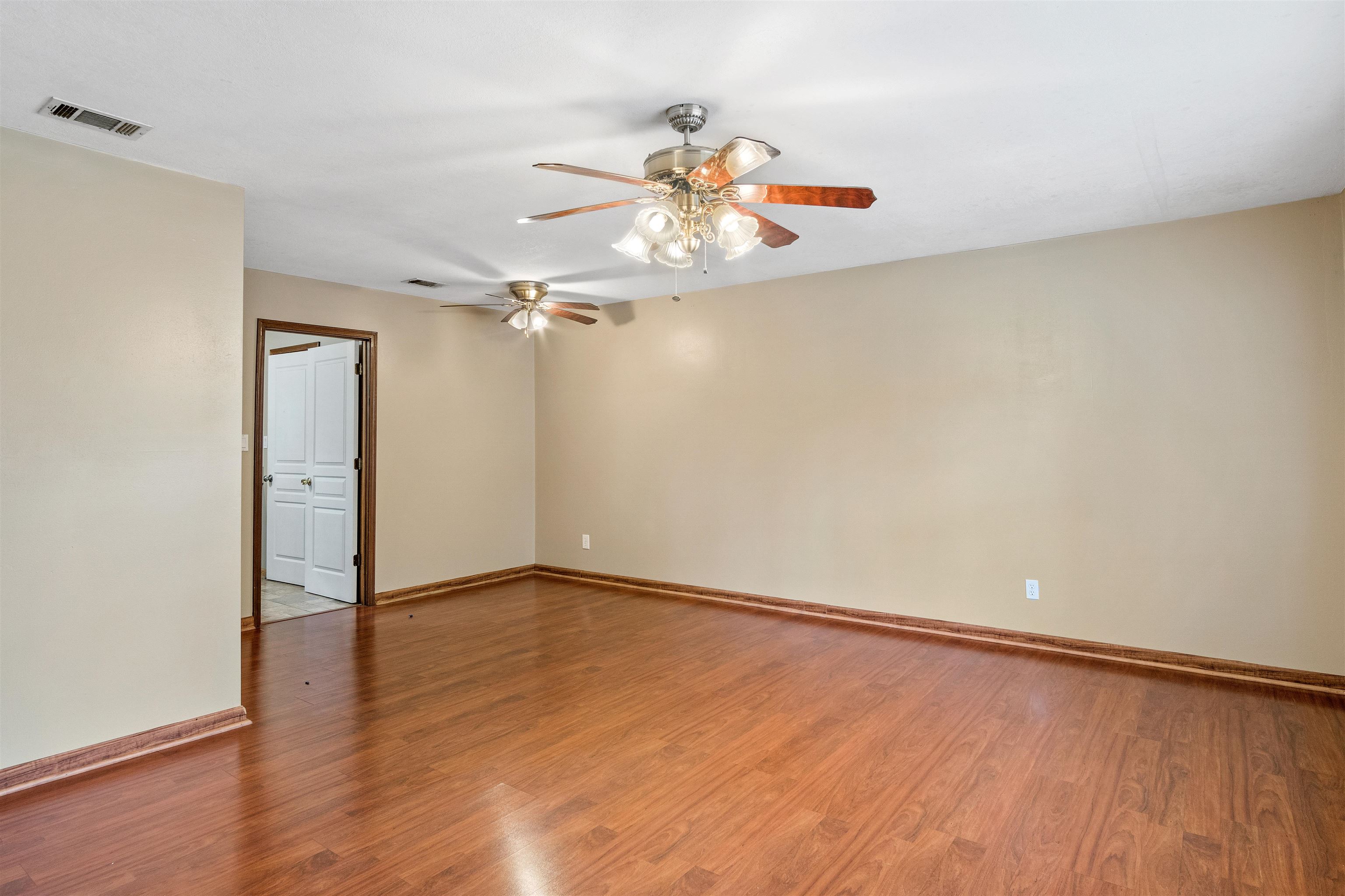 23101 Rochelle Loop Robertsdale, AL 36567 - Photo 5 of 25