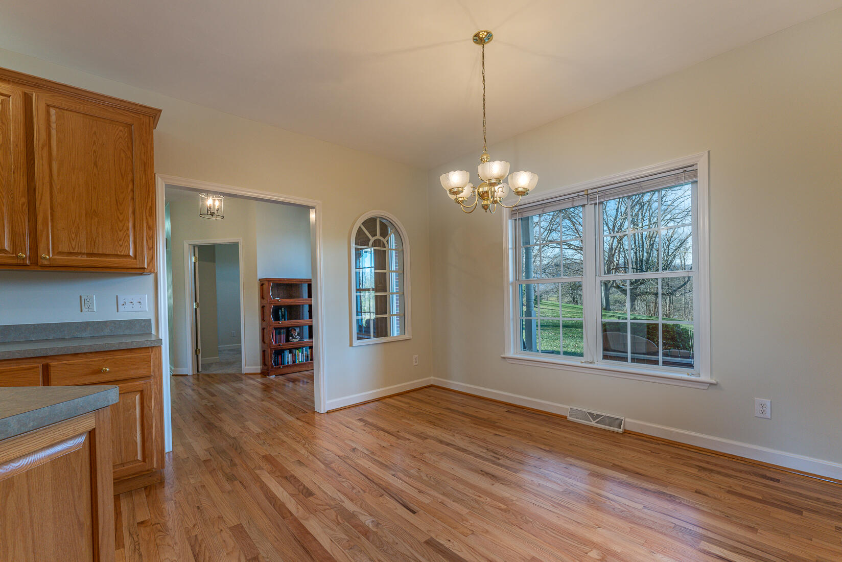4397 Country Club Road Troutville, VA 24175 - Photo 16 of 53 Breakfast Area