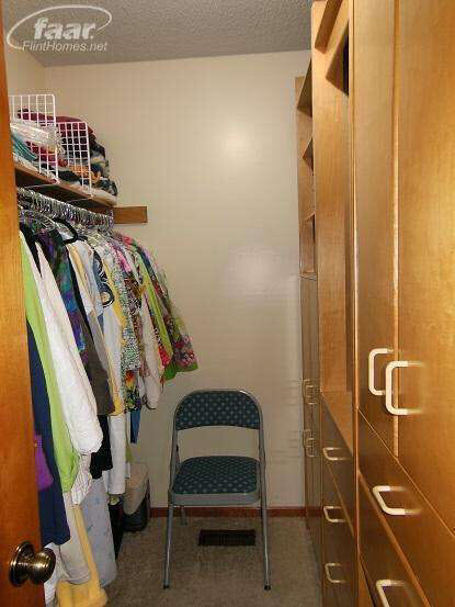8065 Potter Road Flushing, MI 48433 - Photo 10 of 25 20353933-9.JPG
