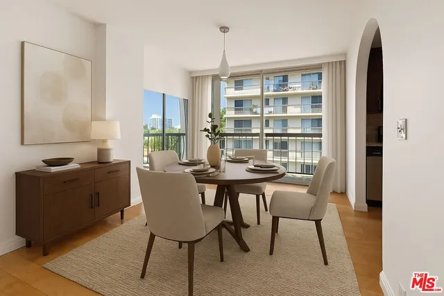 $3,550 | 10747 Wilshire Boulevard, Unit 805, Los Angeles, CA 90024