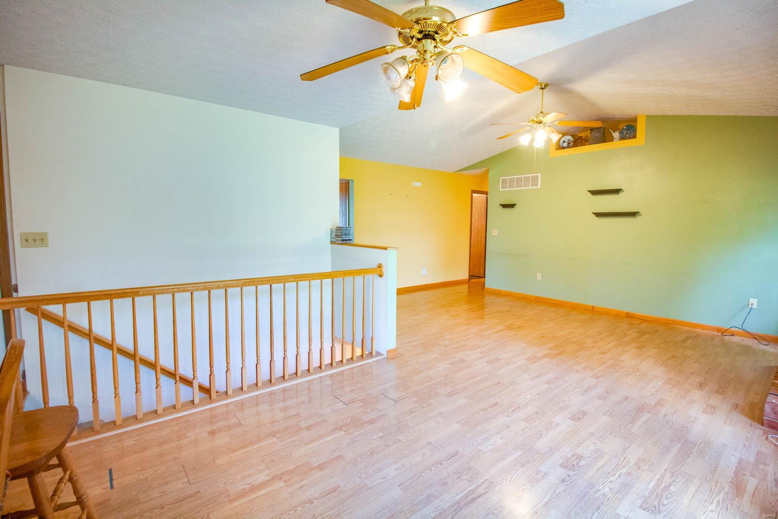 124 Ridge Drive Maryville, IL 62062 - Photo 12 of 25 Gallery Image 12