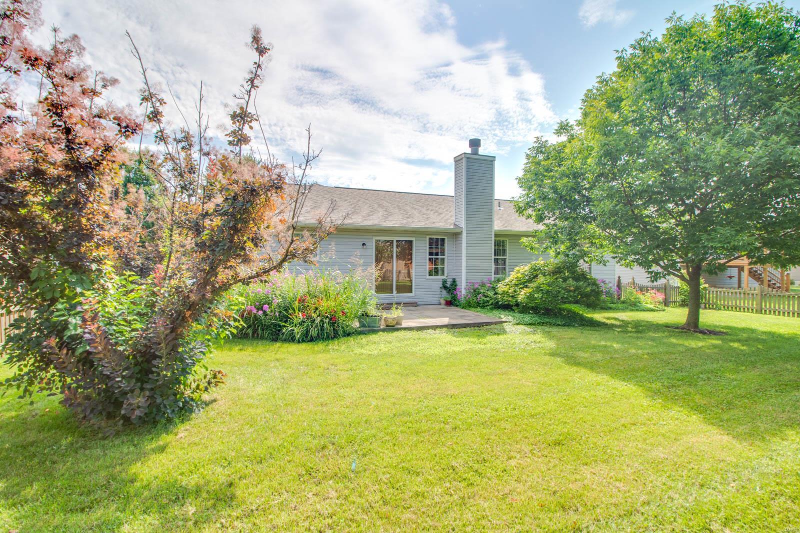 124 Ridge Drive Maryville, IL 62062 - Photo 7 of 25 Gallery Image 7