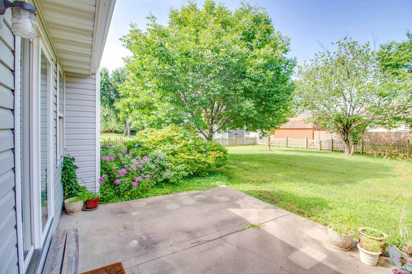 124 Ridge Drive Maryville, IL 62062 - Photo 8 of 25 Gallery Image 8