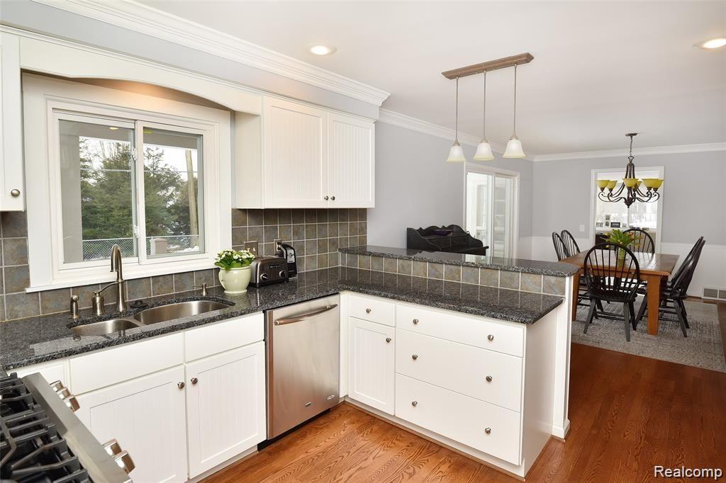 3879 Quarton Road Bloomfield Hills, MI 48302 - Photo 12 of 36 3879 Quarton_10.JPG