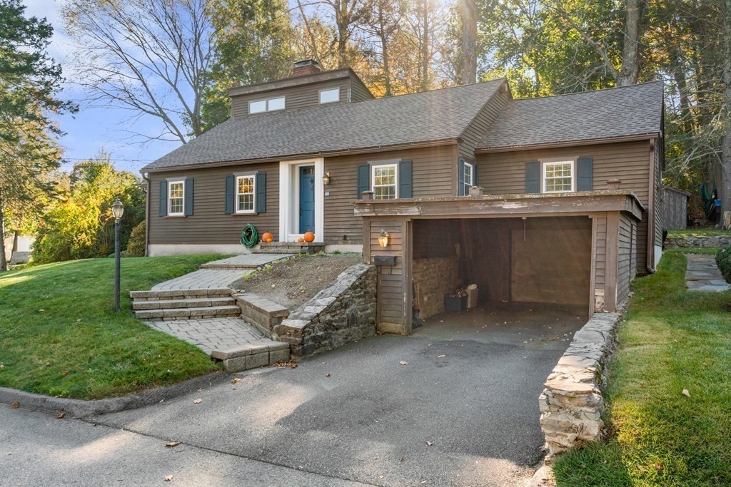 45 Stark Road Worcester, MA 01602 - Photo 1 of 35 Gallery Image 1