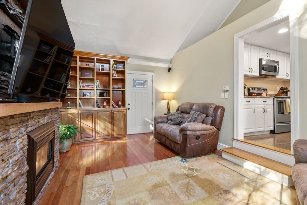45 Stark Road Worcester, MA 01602 - Photo 12 of 35 Gallery Image 12