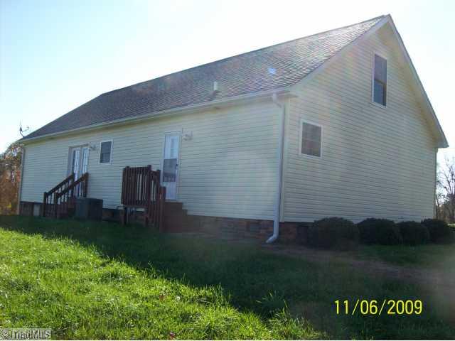 3526 Thayer Road Trinity, NC 27370 - Photo 2 of 11 Exterior Back.