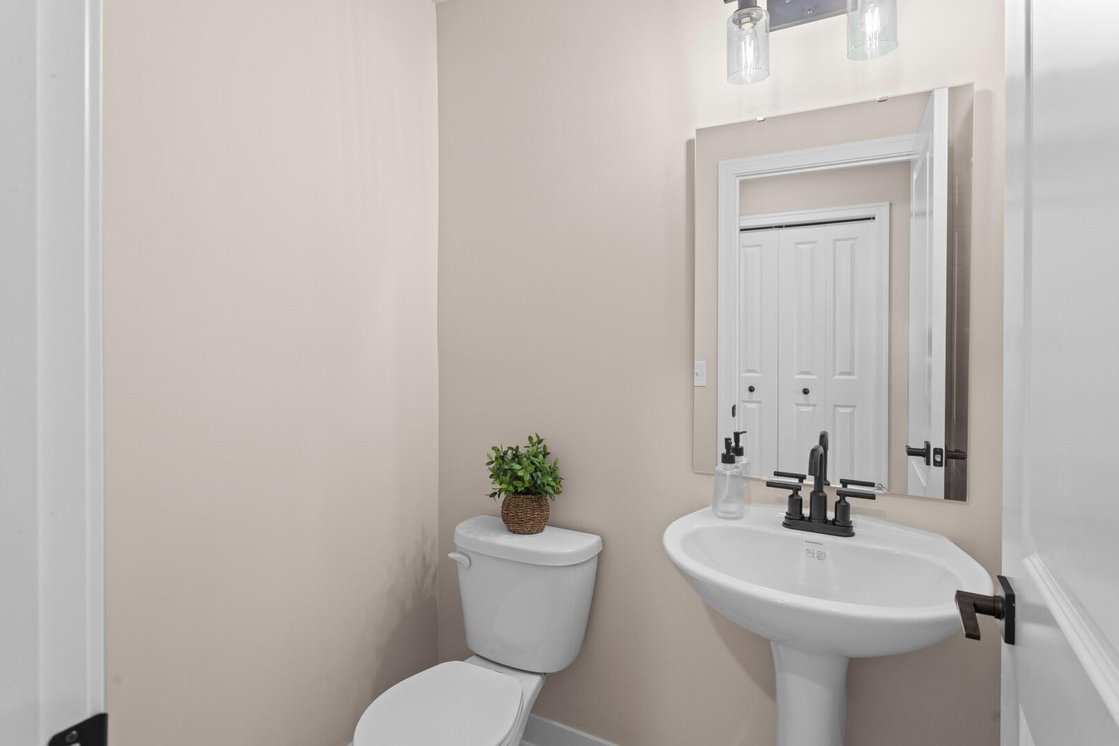 751 Reagan Lane Milan, MI 48160 - Photo 19 of 42 244A5643