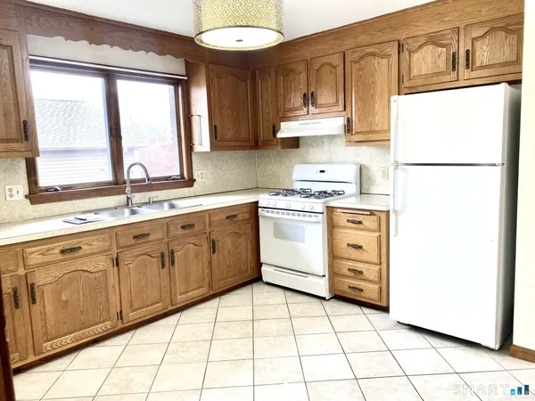 $1,750 | 119 Carroll Street, New Britain, CT 06053