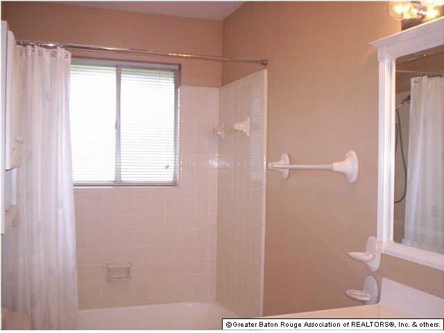 358 Wingate Drive Baton Rouge, LA 70815 - Photo 14 of 18 Gallery Image 14