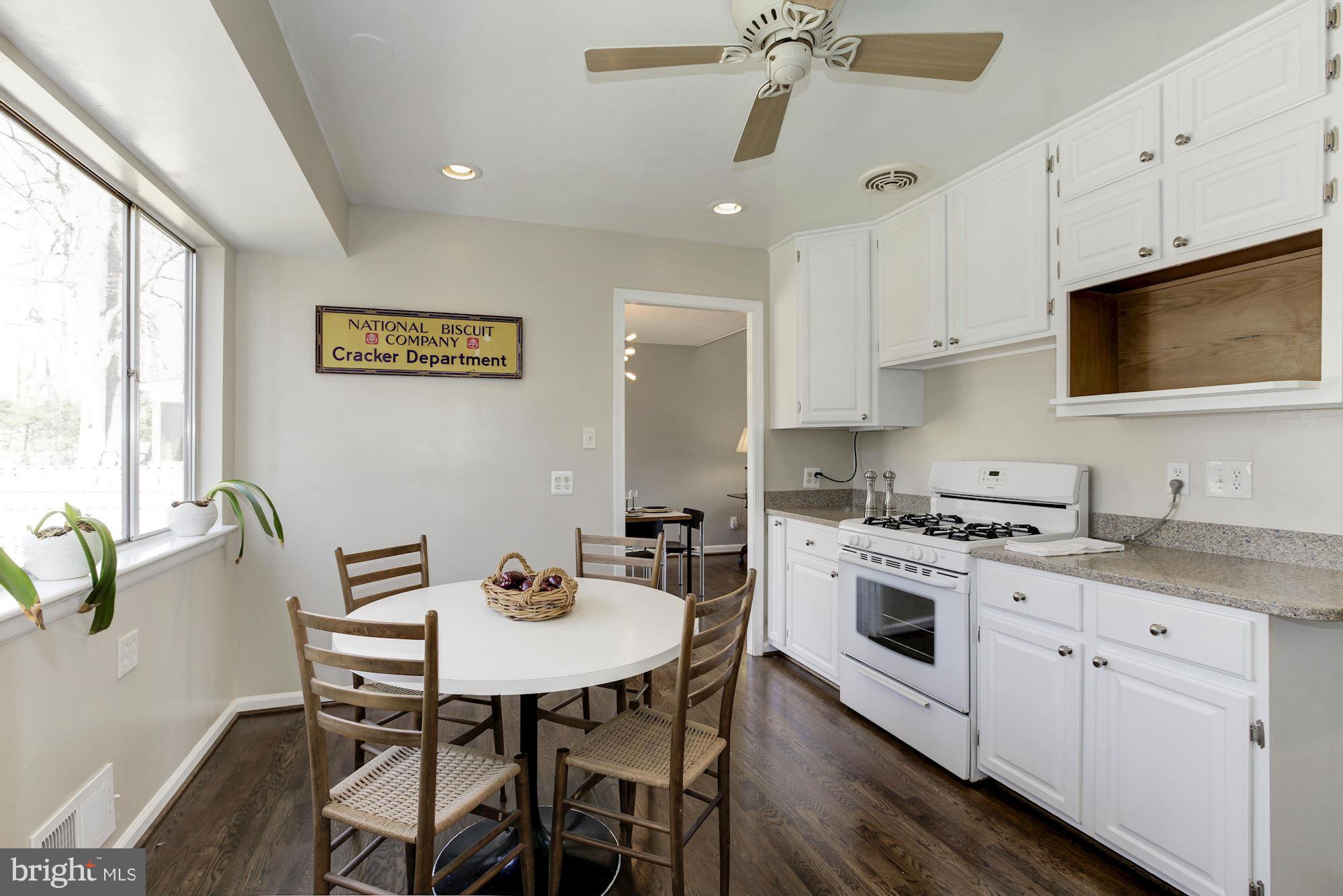 6400 Redwing Road Bethesda, MD 20817 - Photo 13 of 30 Kitchen