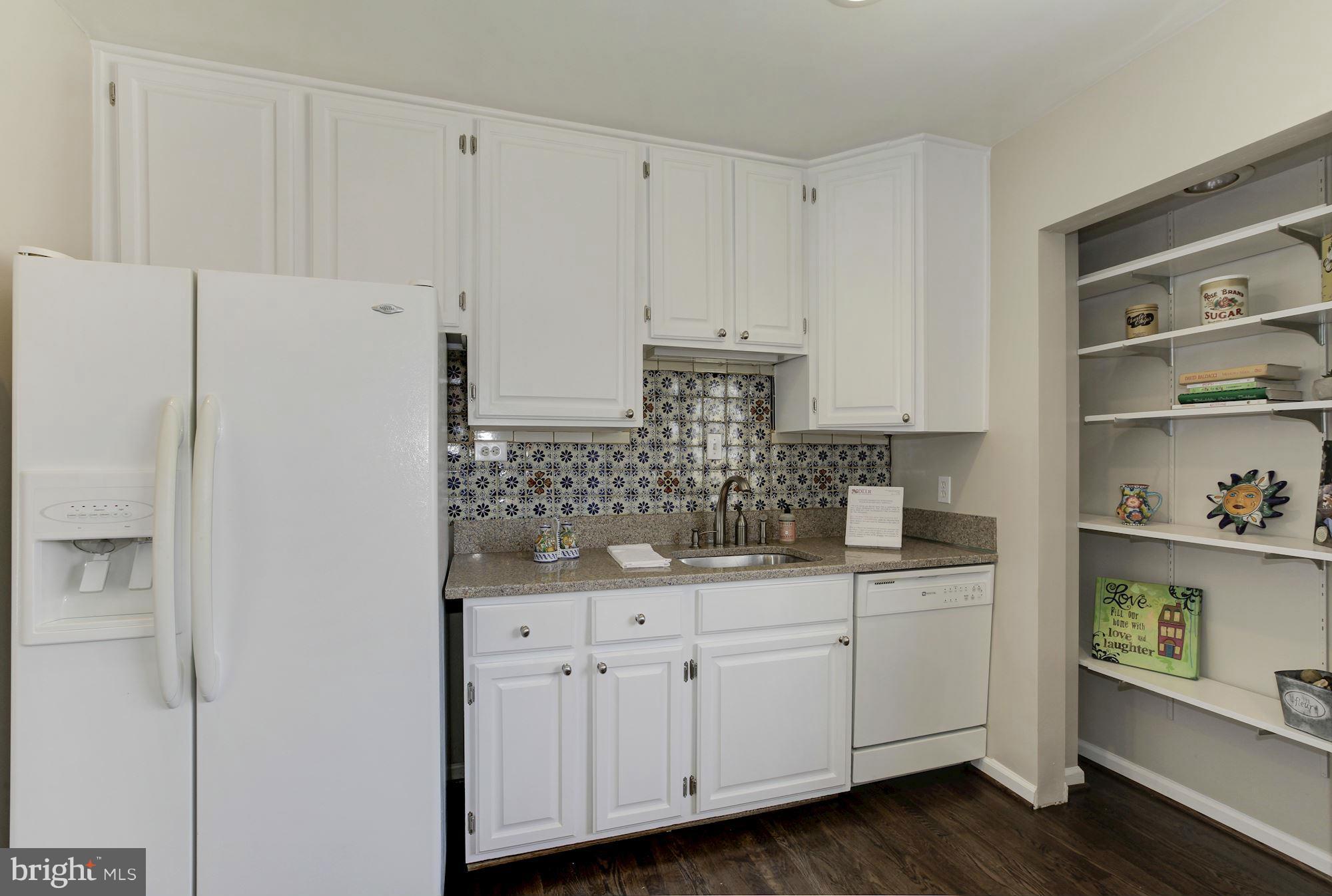 6400 Redwing Road Bethesda, MD 20817 - Photo 16 of 30 Kitchen