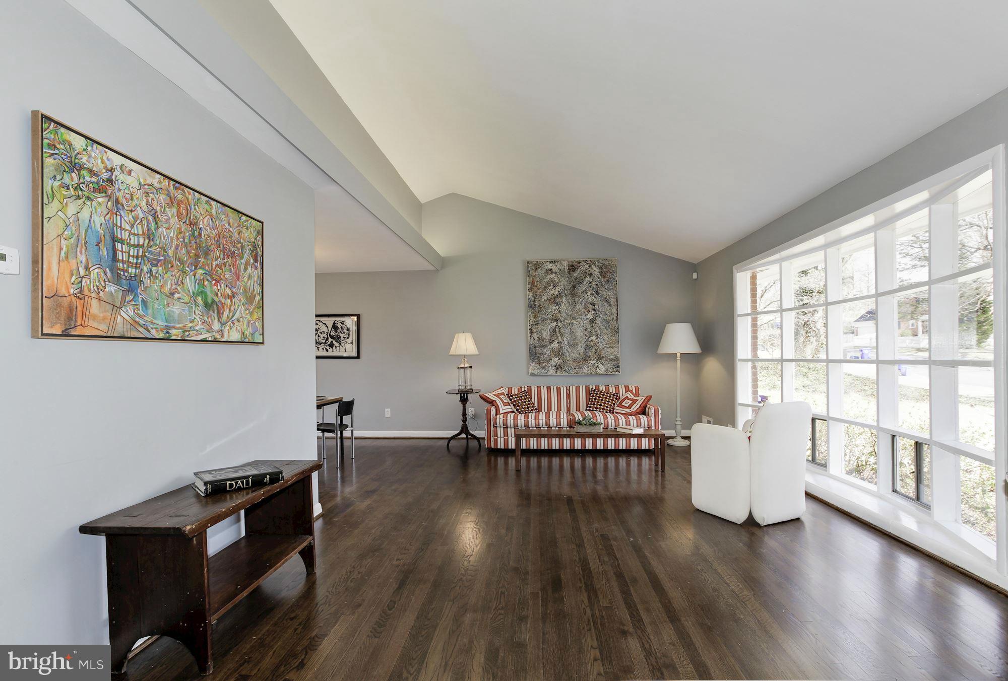 6400 Redwing Road Bethesda, MD 20817 - Photo 6 of 30 Interior (General)