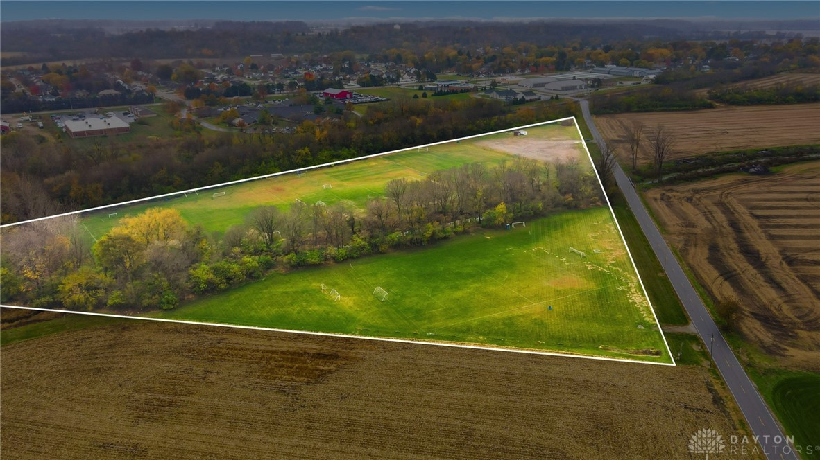 4600 Snider Road Fairborn, OH 45324 - Photo 2 of 7