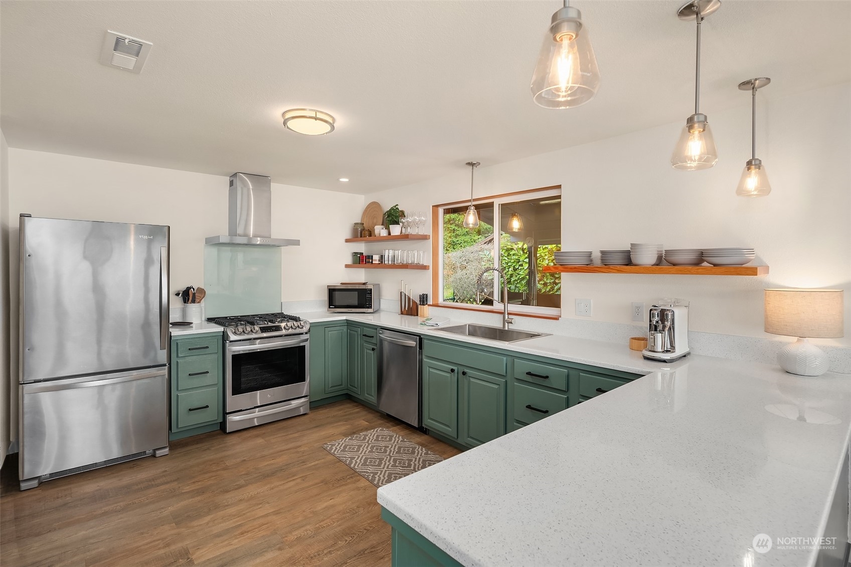 4336 Southwest Luana Beach Road Vashon, WA 98070 - Photo 12 of 35