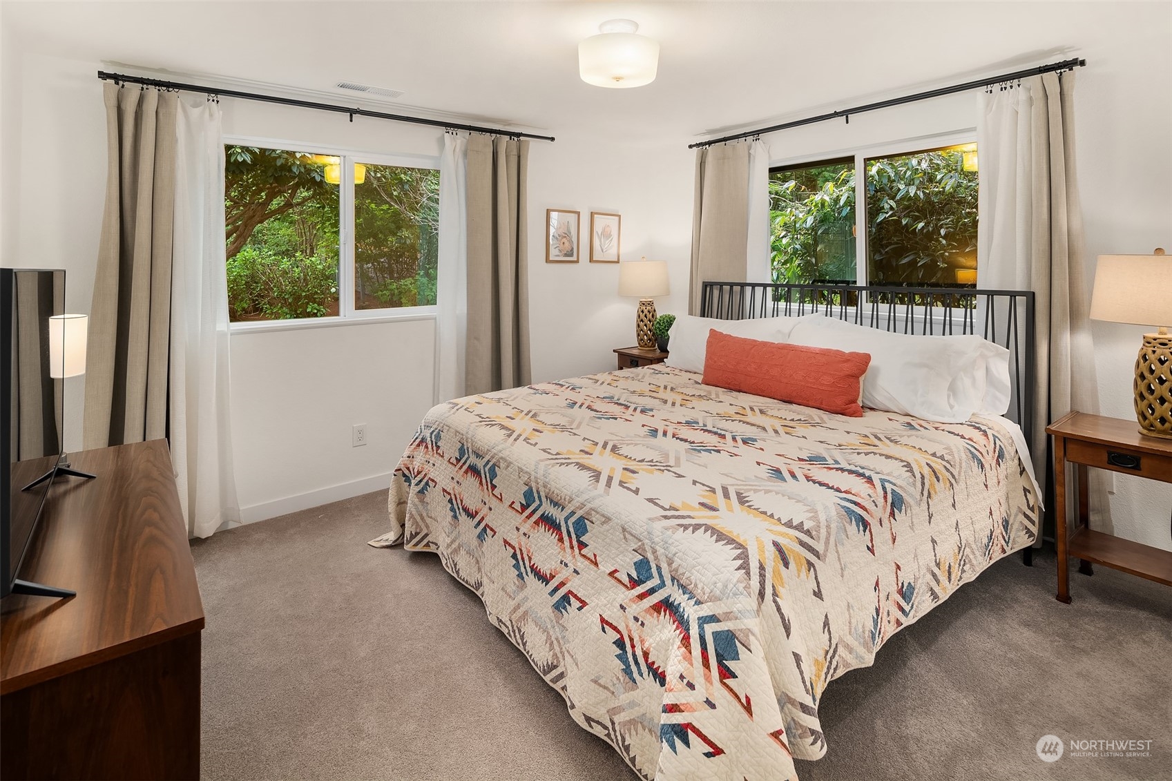 4336 Southwest Luana Beach Road Vashon, WA 98070 - Photo 16 of 35