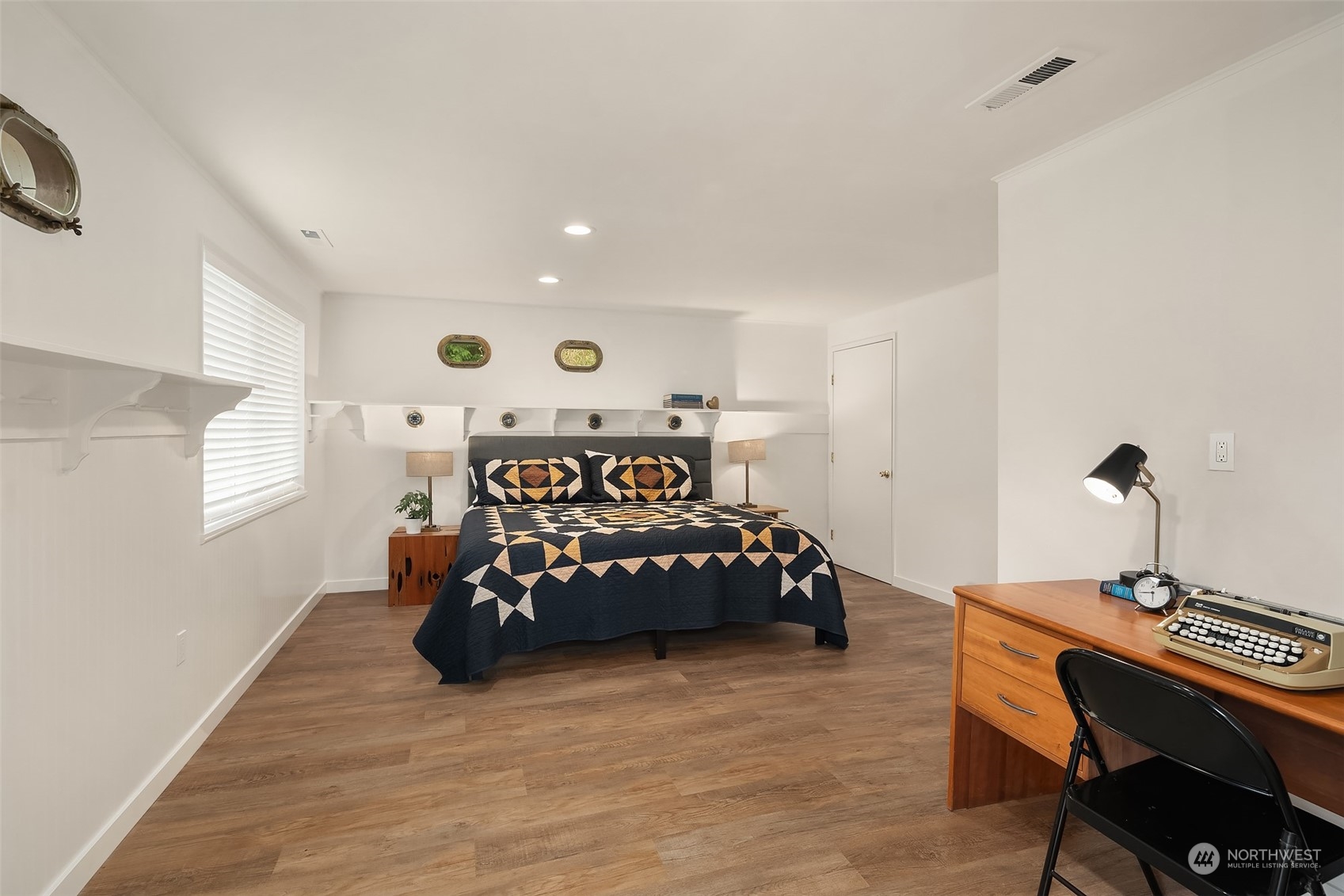 4336 Southwest Luana Beach Road Vashon, WA 98070 - Photo 20 of 35