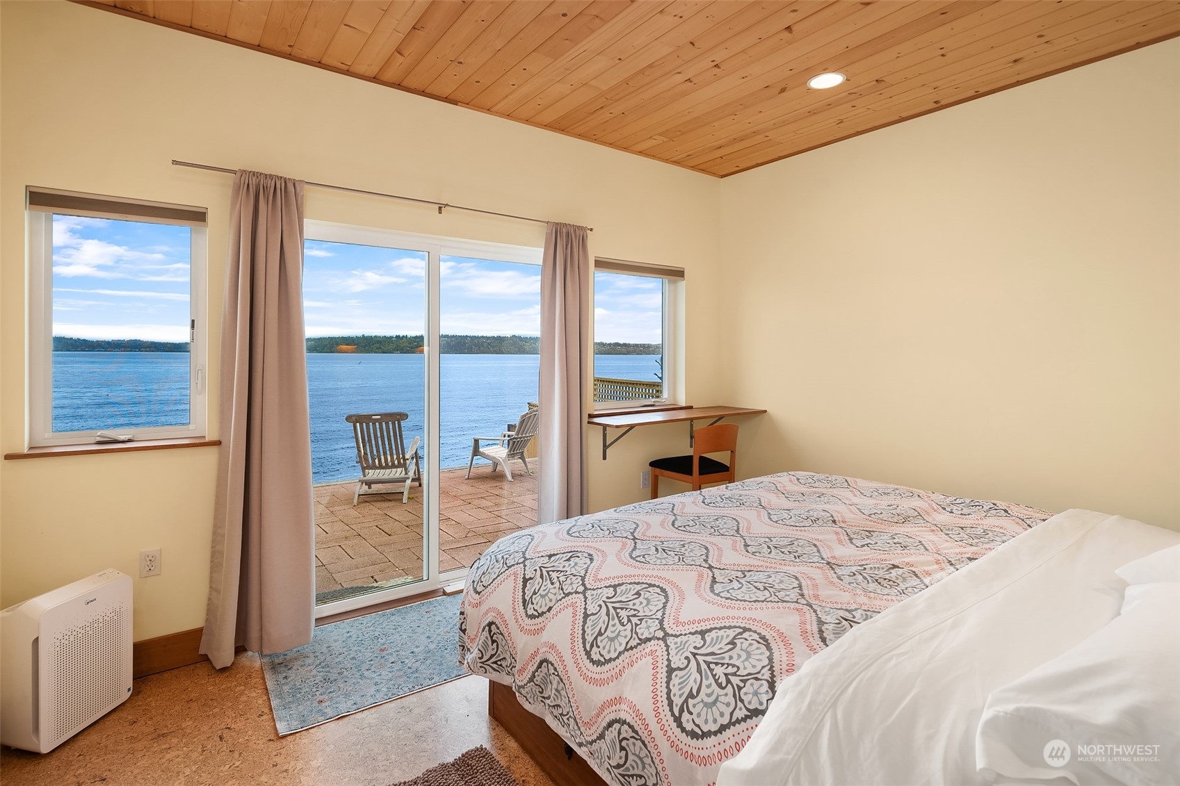 4336 Southwest Luana Beach Road Vashon, WA 98070 - Photo 22 of 35